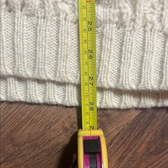 Hand Loomed Cream Cable Knit Sweater - Bonner of Ireland - Picture 7 of 13